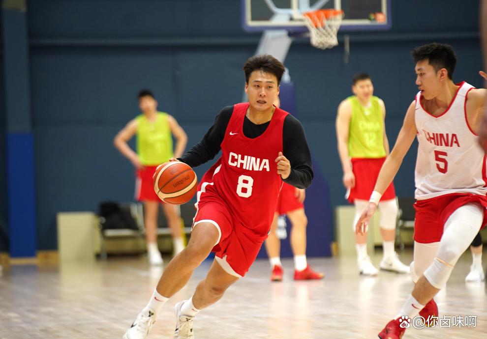 PG游戏APP-河南男篮在激情对抗中惊险获胜，表现出色