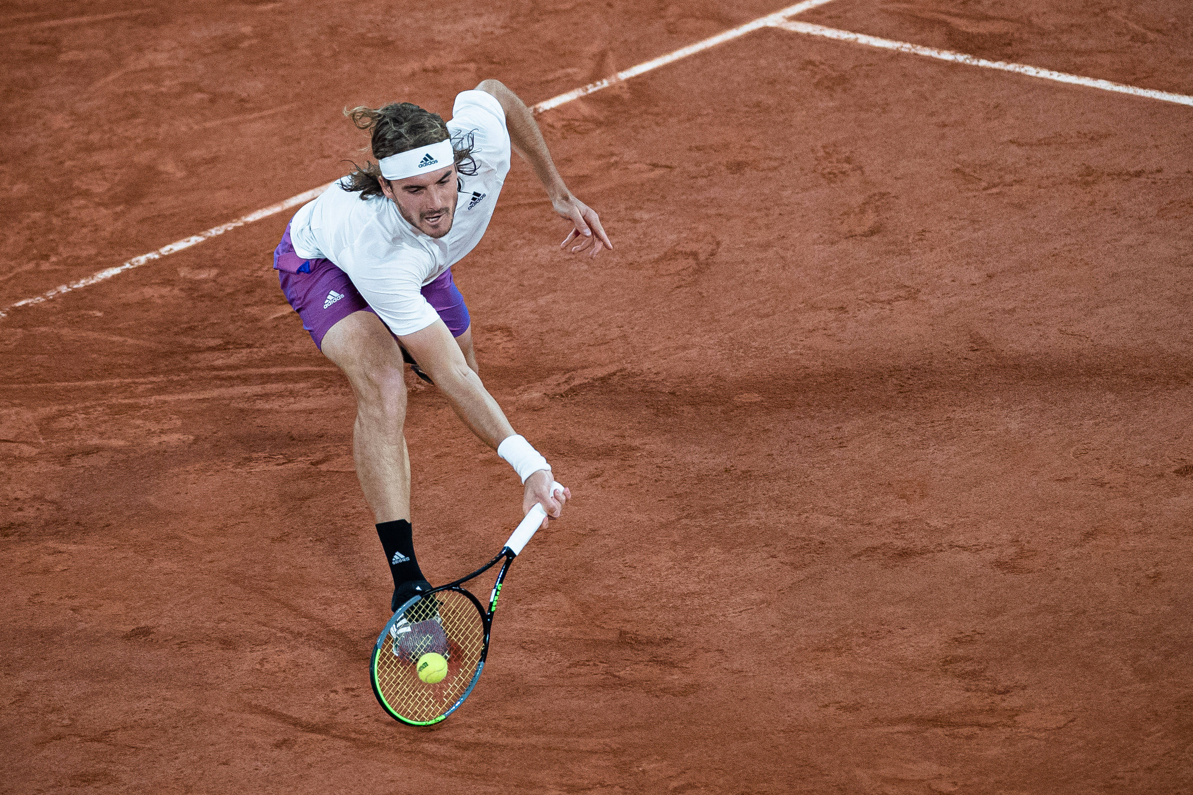 英国网球队逆转美国网球队，西西帕斯绝境逆转的简单介绍