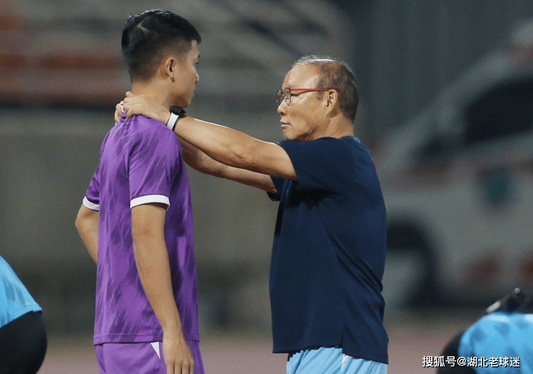 泰国羽毛球队险胜英格兰羽毛球队，辛杜制霸全场的简单介绍