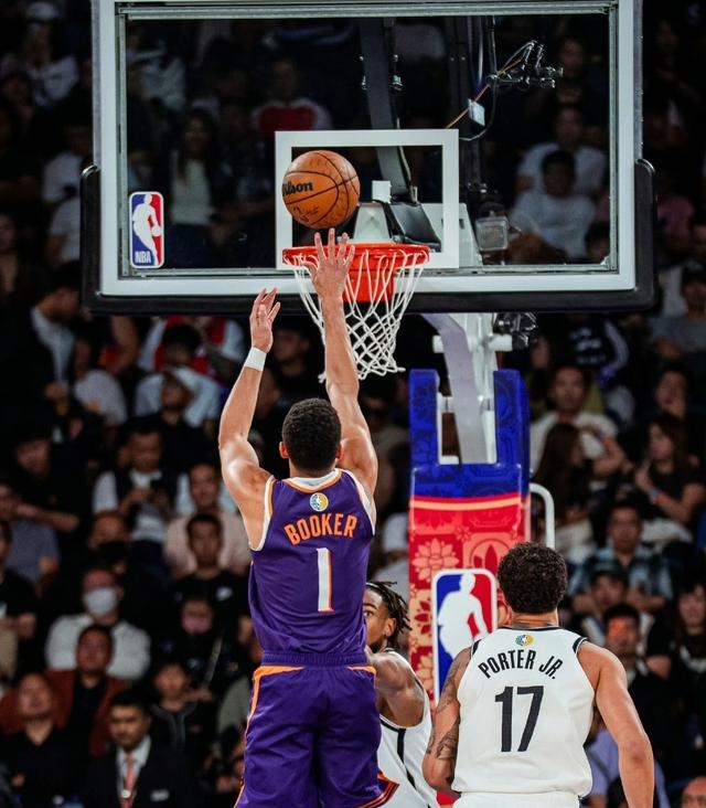 关于热火鏖战篮网,布克惊艳四座的信息 关于热火鏖战篮网,布克惊艳四座的信息