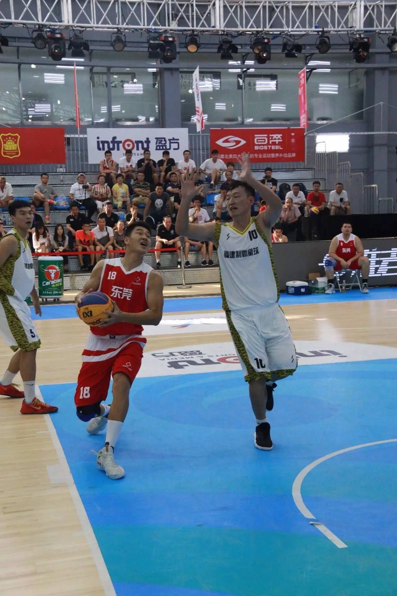 包含瓦拉多利德队成功挺进强，表现出色的词条