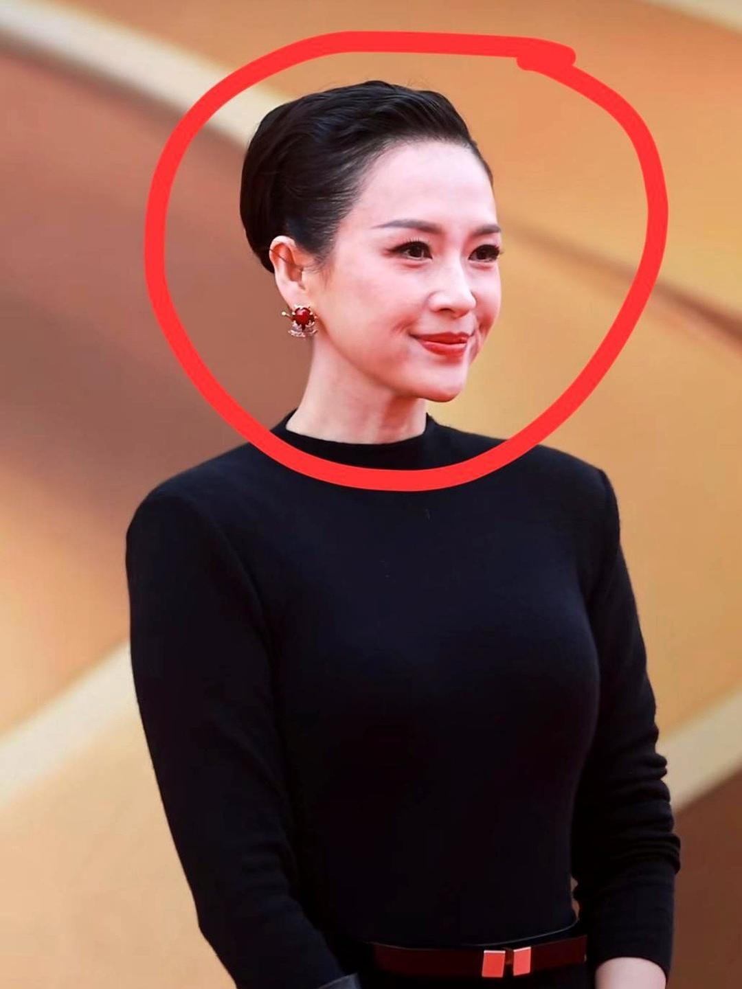 惊艳登场！光芒胜过夺目明星