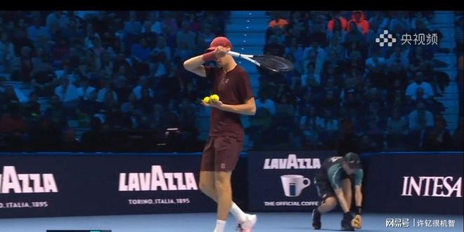 关于ATP总决赛险胜温网，鲁德扛起全队的信息
