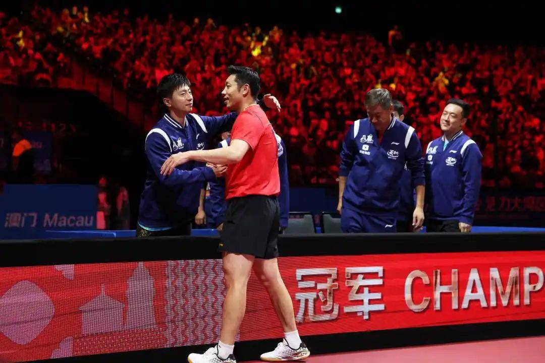 关于中国乒乓球队绝地反击法国乒乓球队，许昕关键制胜的信息