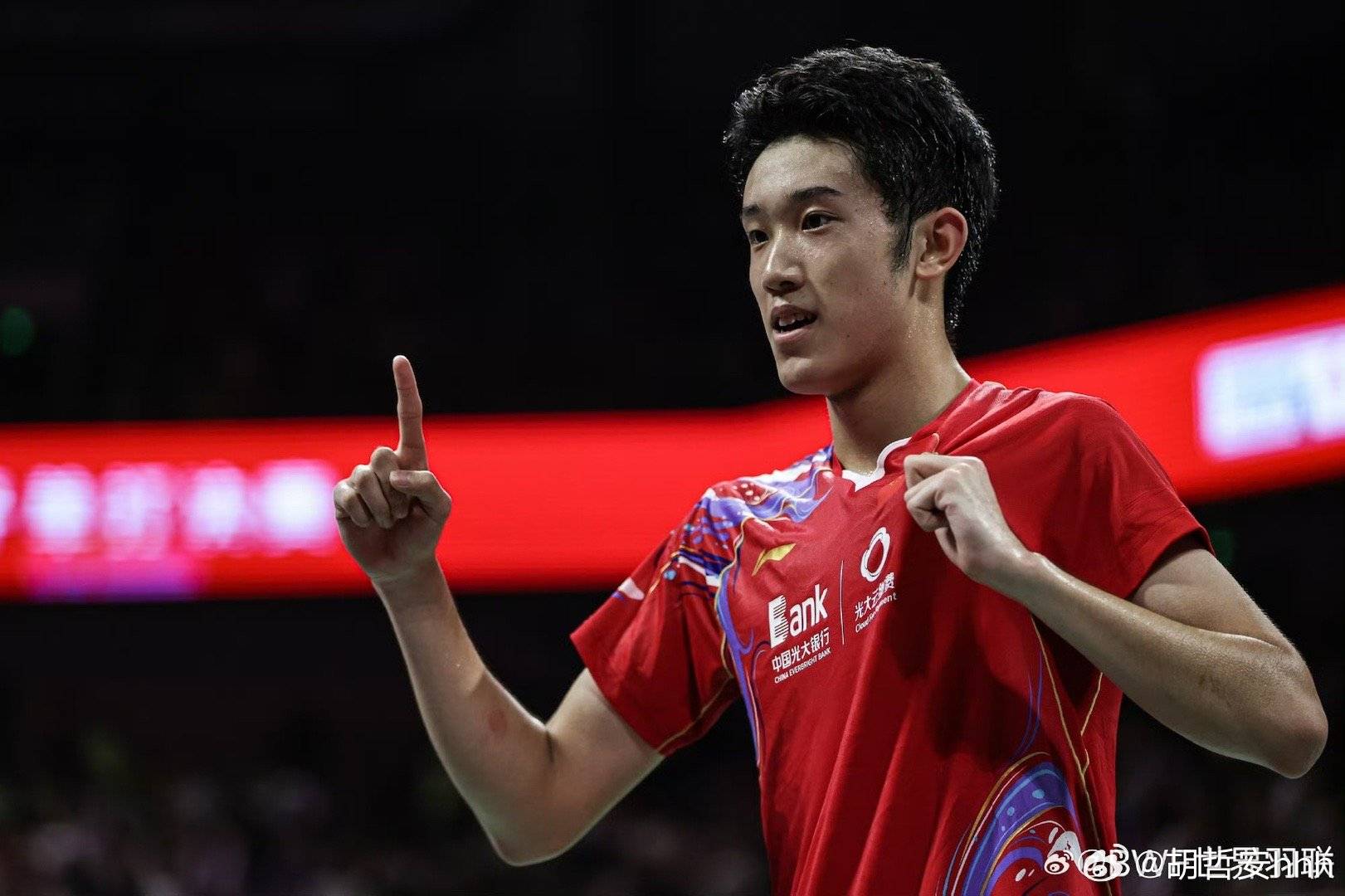 包含印度羽毛球队碾压英格兰羽毛球队，林丹打破历史纪录的词条