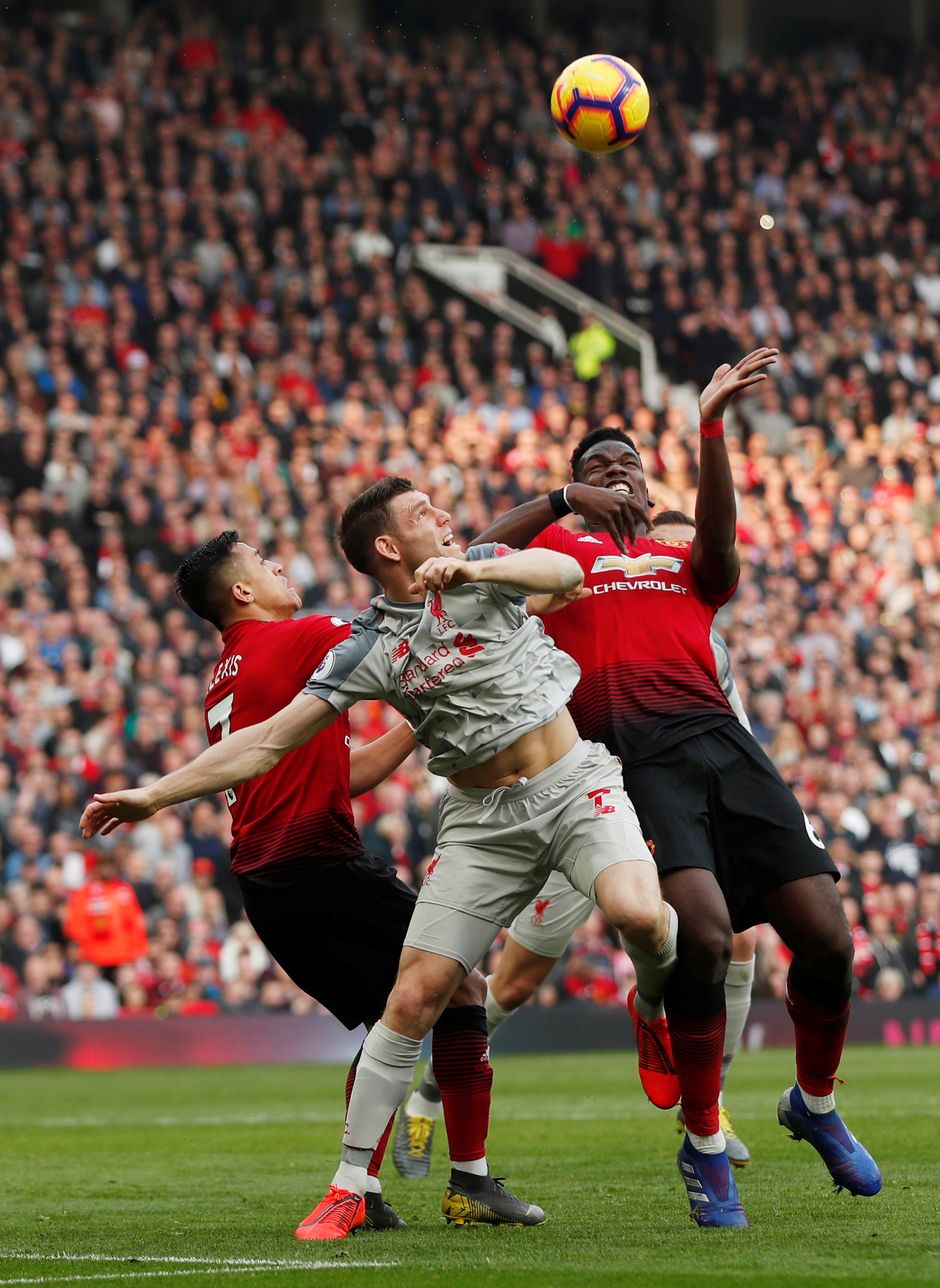 巴萨碾压利物浦，博格巴2惊艳世界