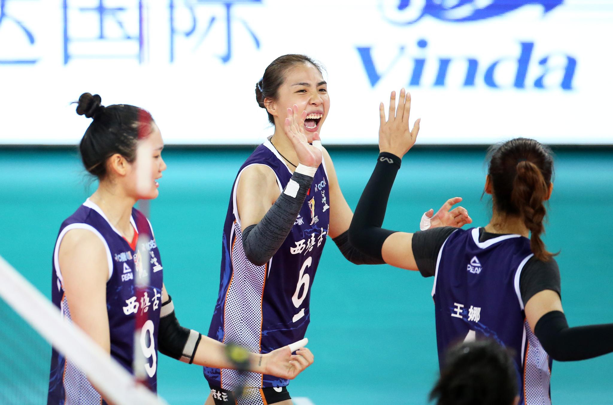 泰国队逆转韩国队,黄鸭组合带队取胜 泰国队逆转韩国队,黄鸭组合带队取胜