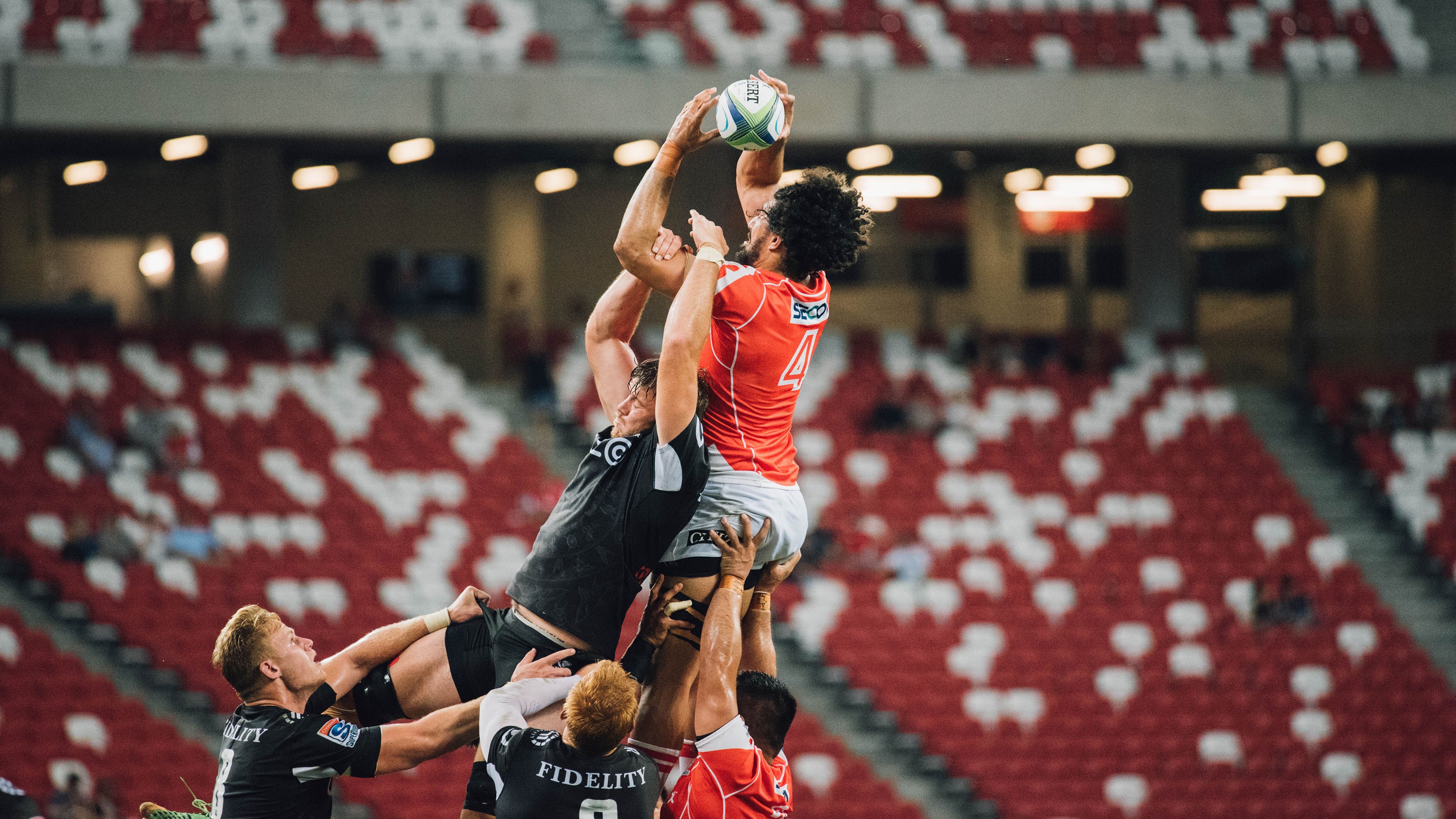 跨界骑士，德罗赞在F1年度争冠赛场的收割艺术