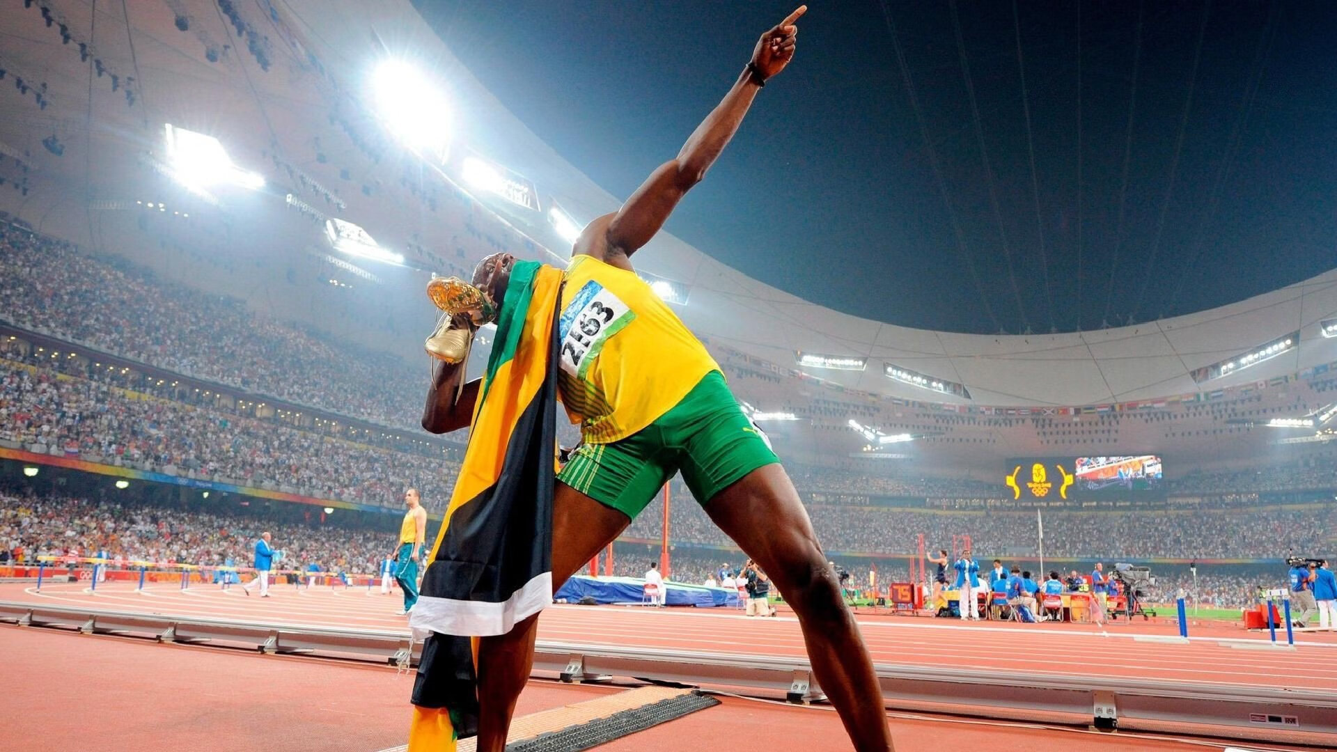 NBA总决赛之夜,阿什拉夫硬仗之王,当足球巨星跨界定义关键基因