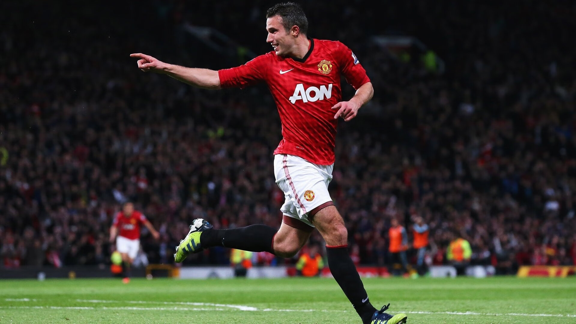 赛道之外，当阿尔及利亚在最后一刻击败卡塔尔