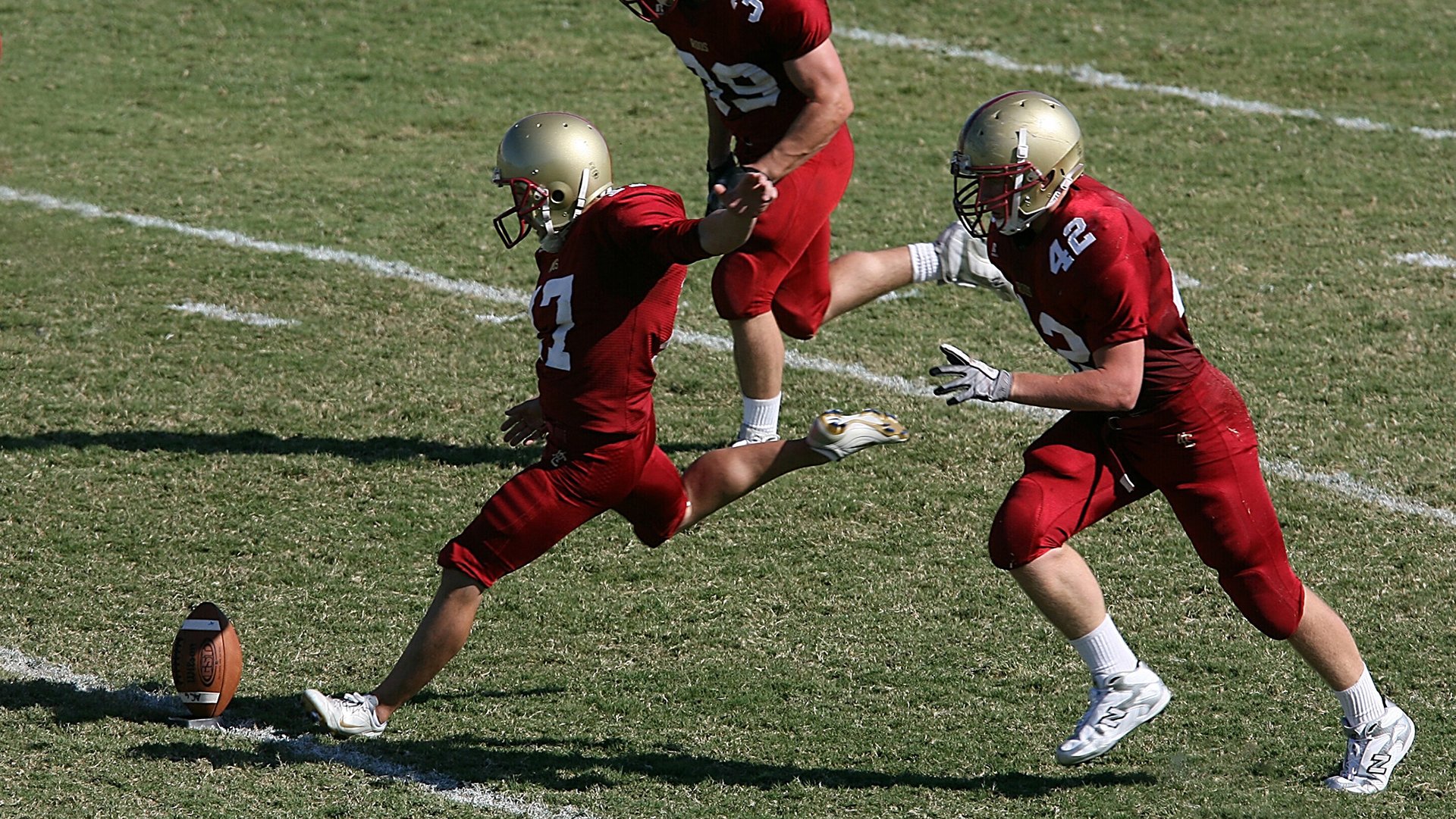 东决关键战之夜，乔治持续制造杀伤，诠释巨星本色
